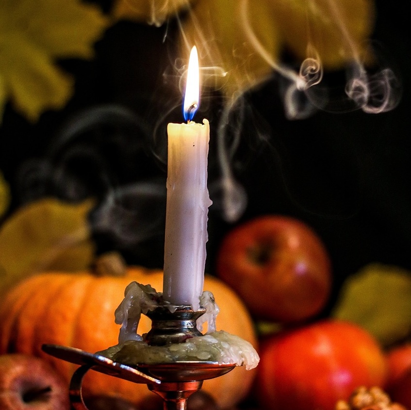 halloween-5691911_1280