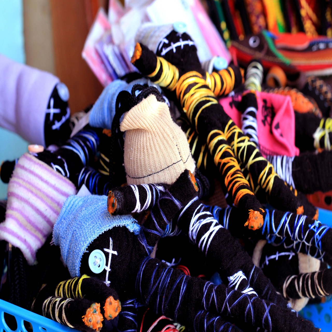 voodoo-dolls-3380821_1280