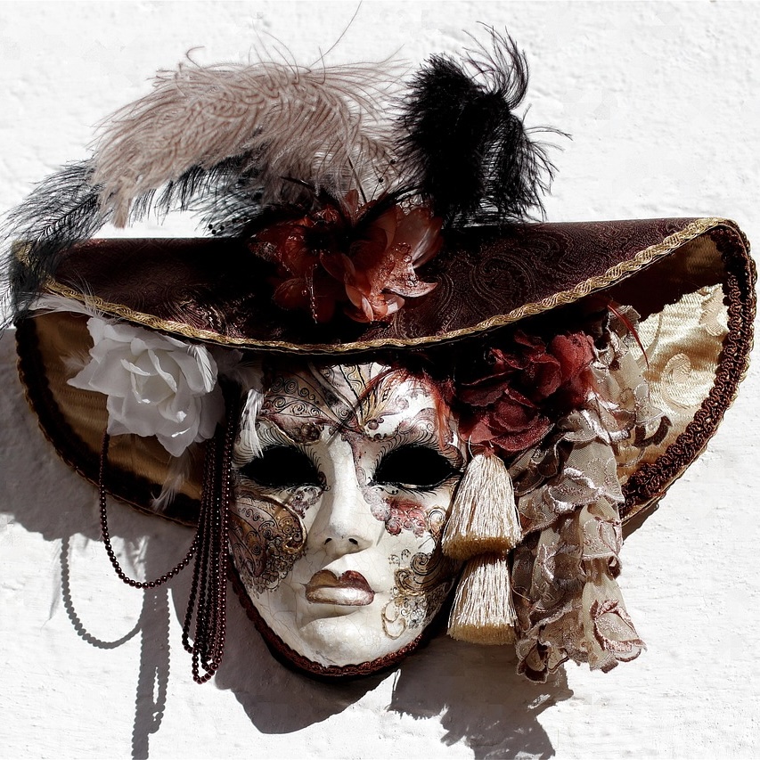 wfranz-mask-4600838_1280