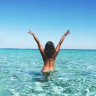 woman-gce534694f_1280_140x140_adaptiveResize