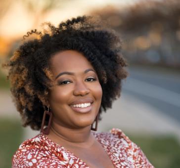 Surinaams Medium Moenie | Your Spiritual Network